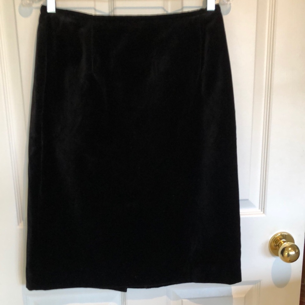Elegant Black Velvet Skirt
